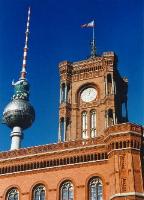 The Fernsehturm peeks over the Rathaus